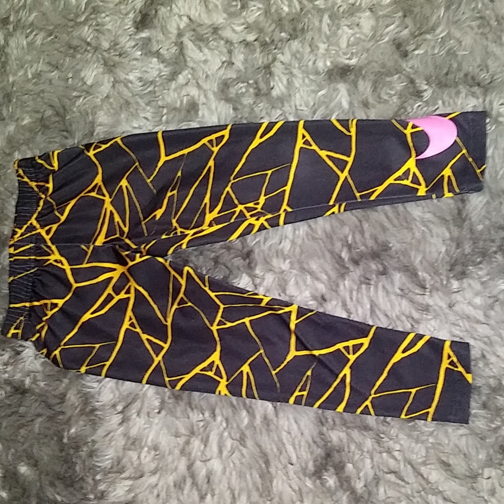 Girls Nike Athletic Leggings